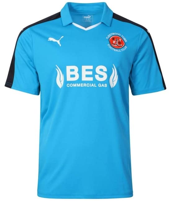 Fleetwood-Town-Away-Shirt-2016-17-Blue