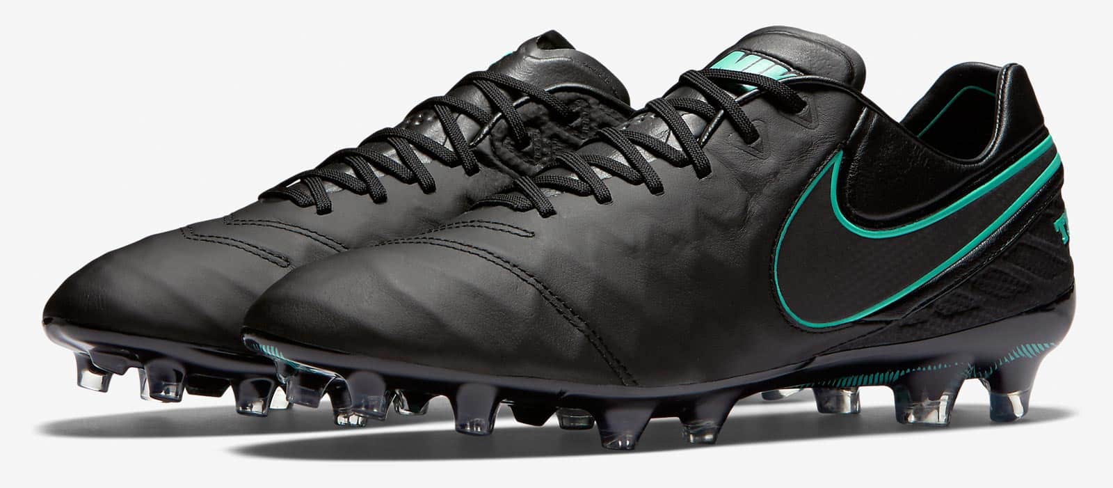 nike-tiempo-legend-6-2016-boots-black-turquvoise-pair