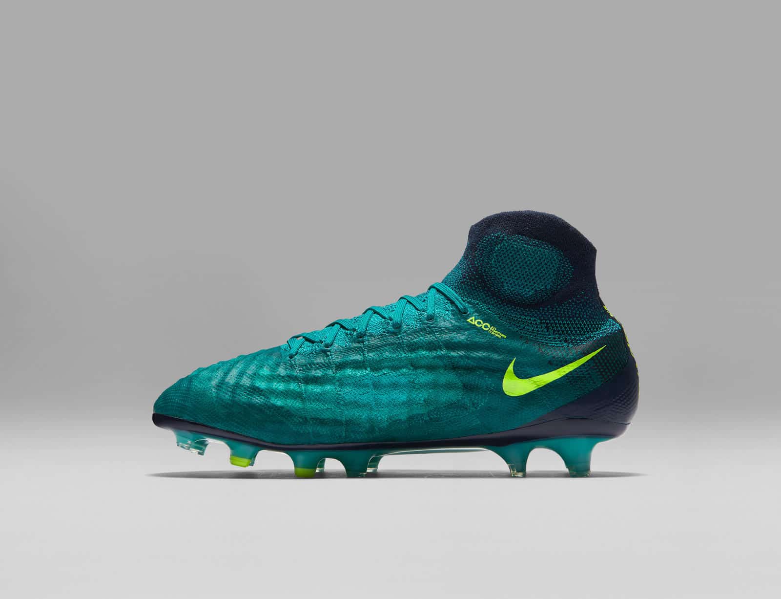 HO16_GFB_Floodlights_Magista_Obra_2_FG_05_08_native_1600