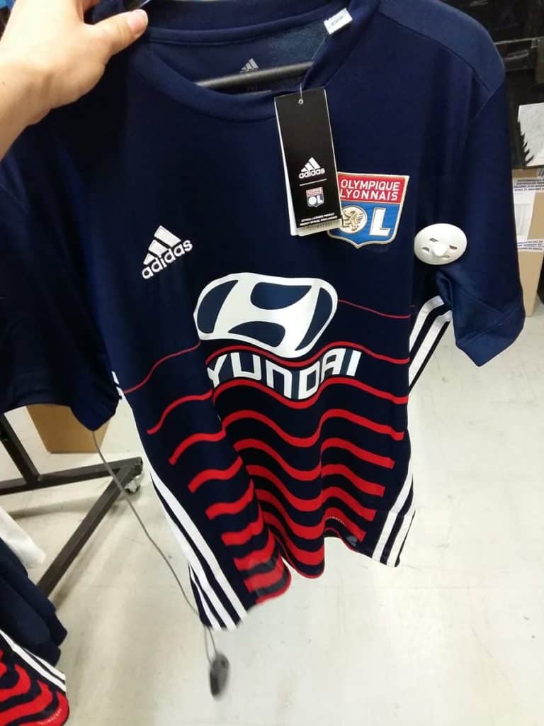 Lyon 2017-18 Away Kit Leaked!