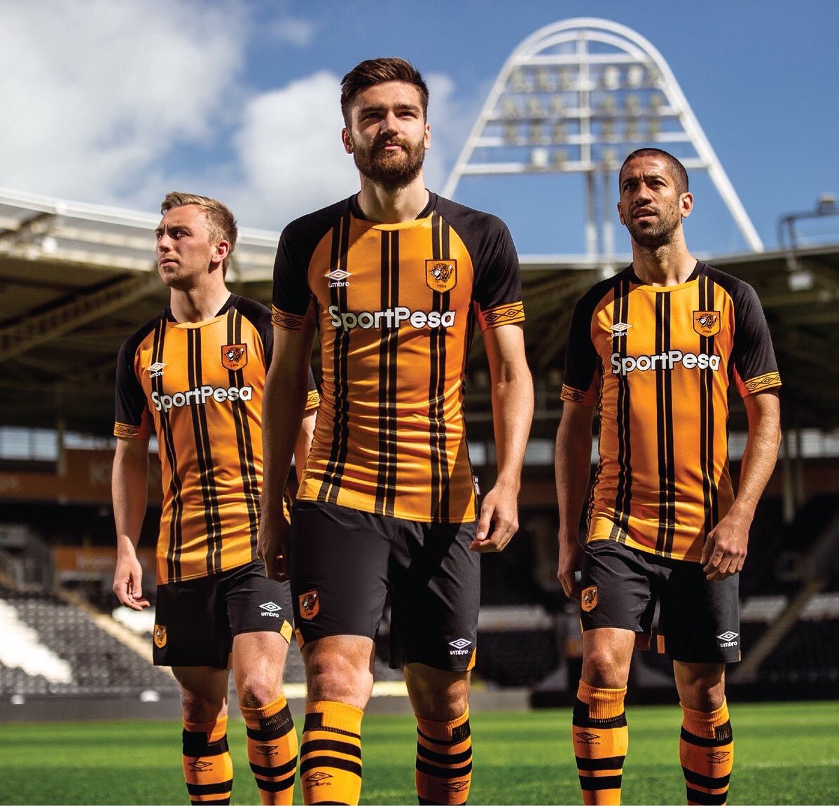 Hull City AFC Reveal Their 2018/19 Home Kit by Umbro