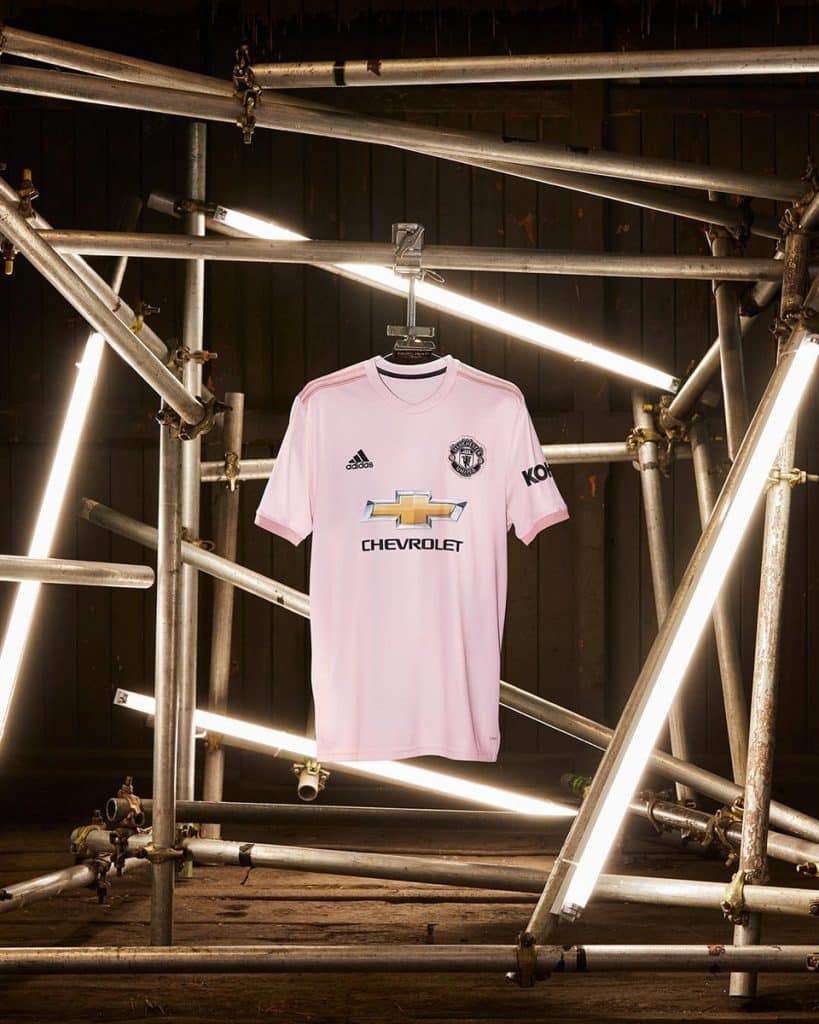 manchester_united_18_19_adidas_away_kit_a