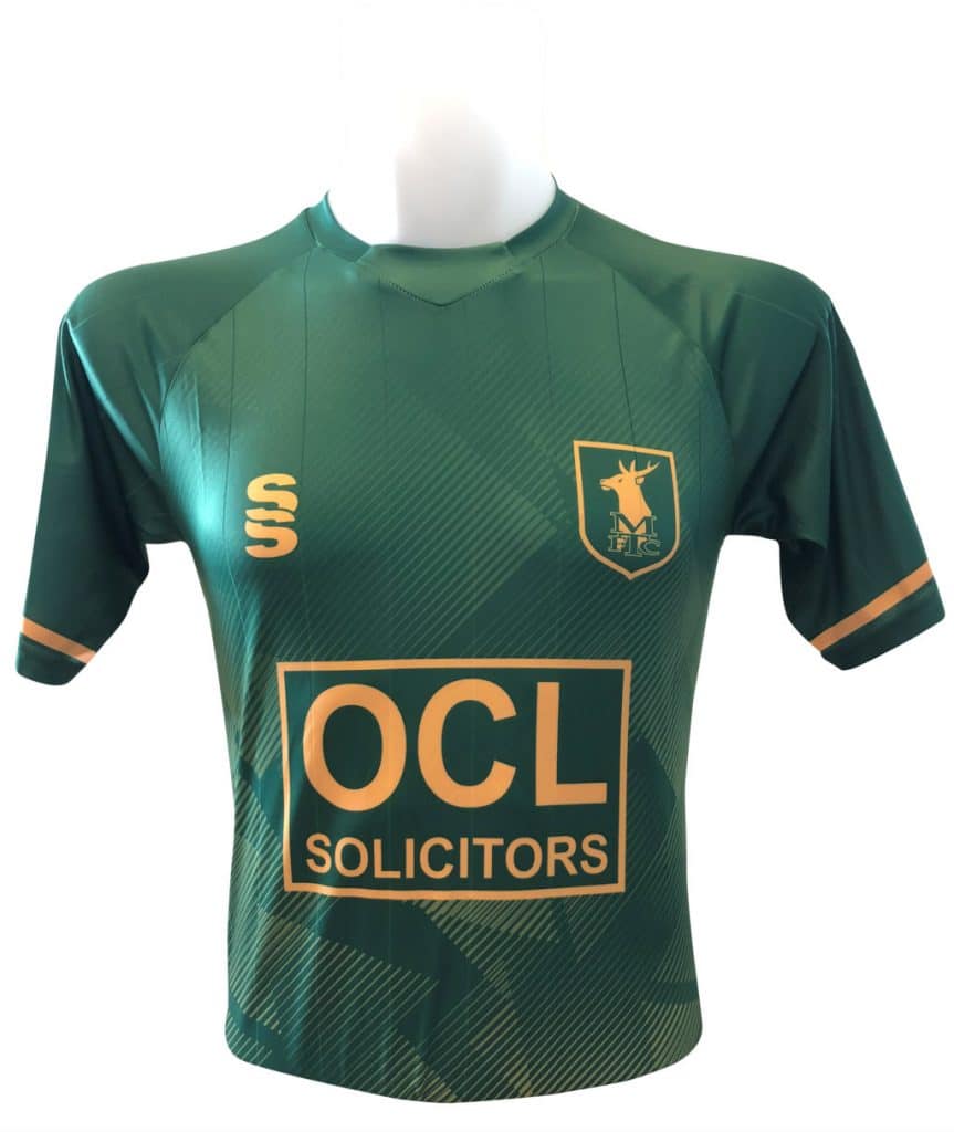 mansfield_town_18_19_surridge_third_kit_f