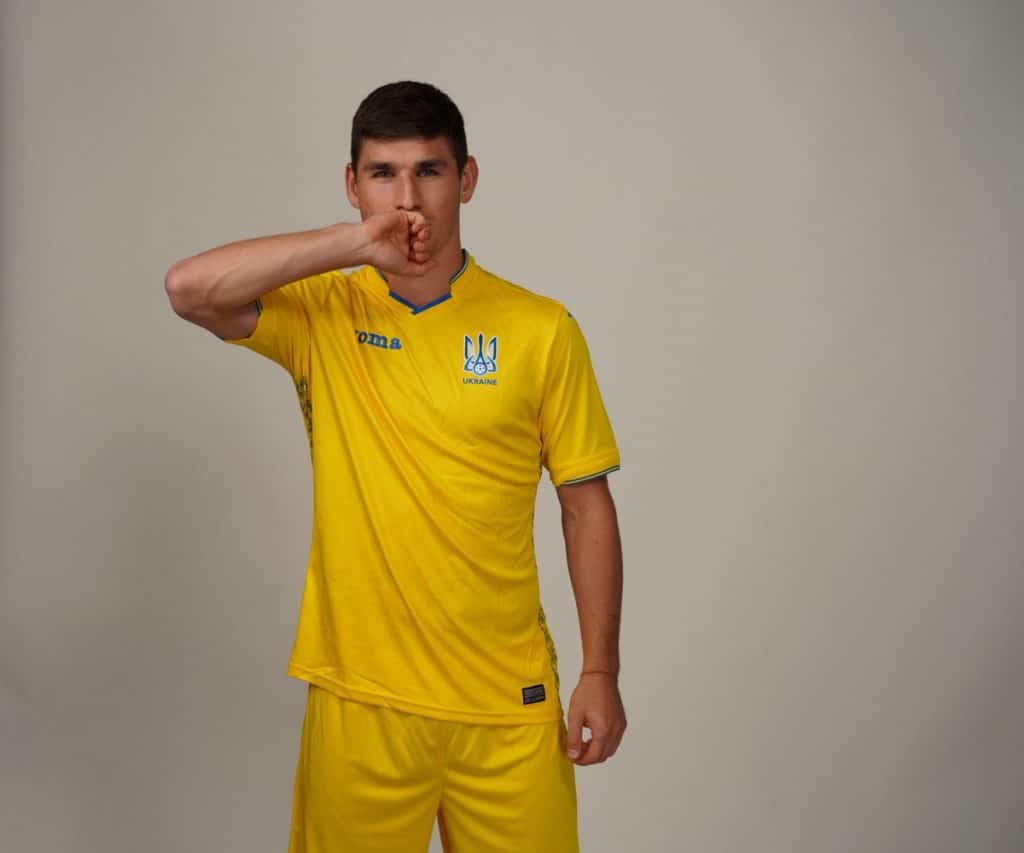 ukraine 18_19_joma_home_kit_a