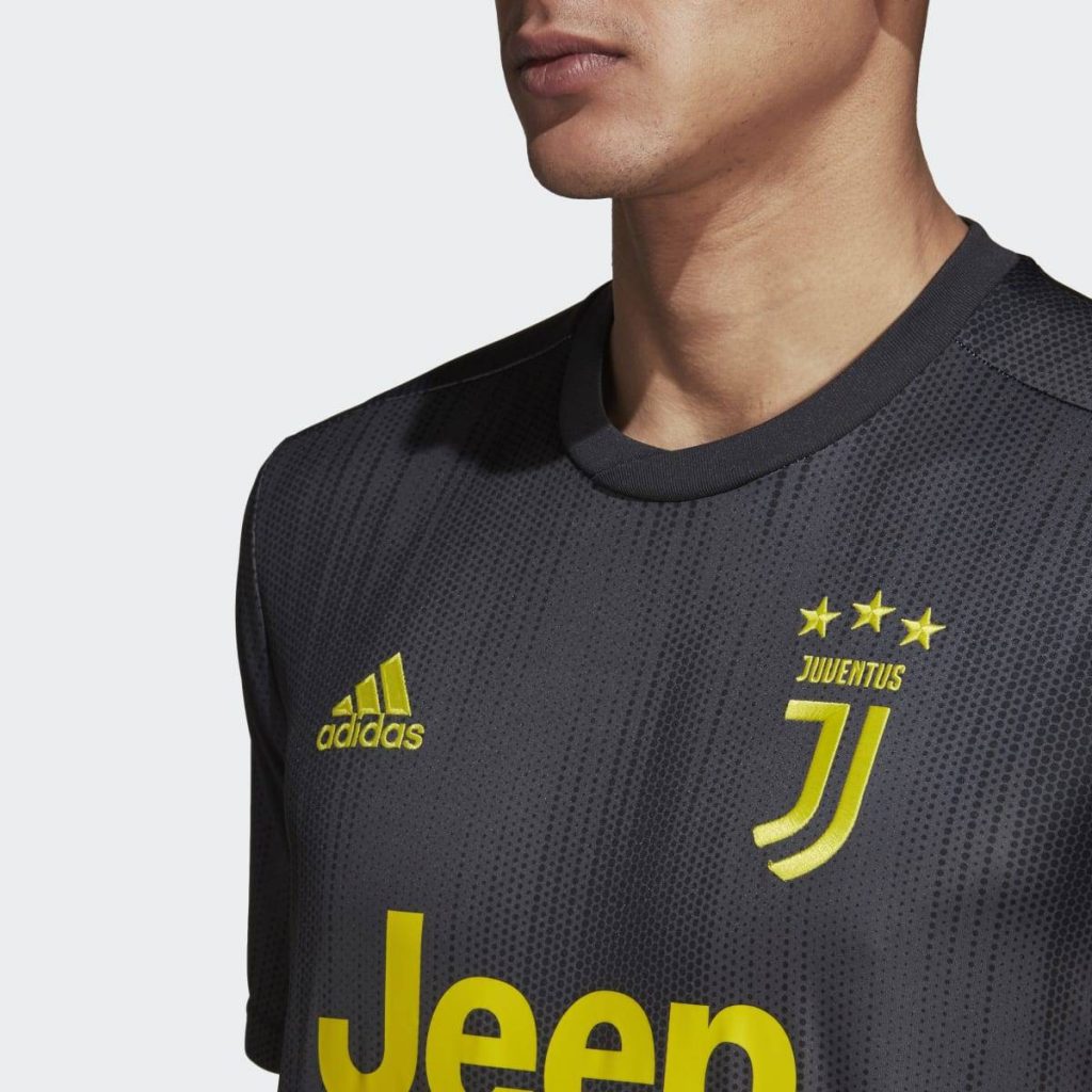 juventus_18_19_adidas_third_kit_j