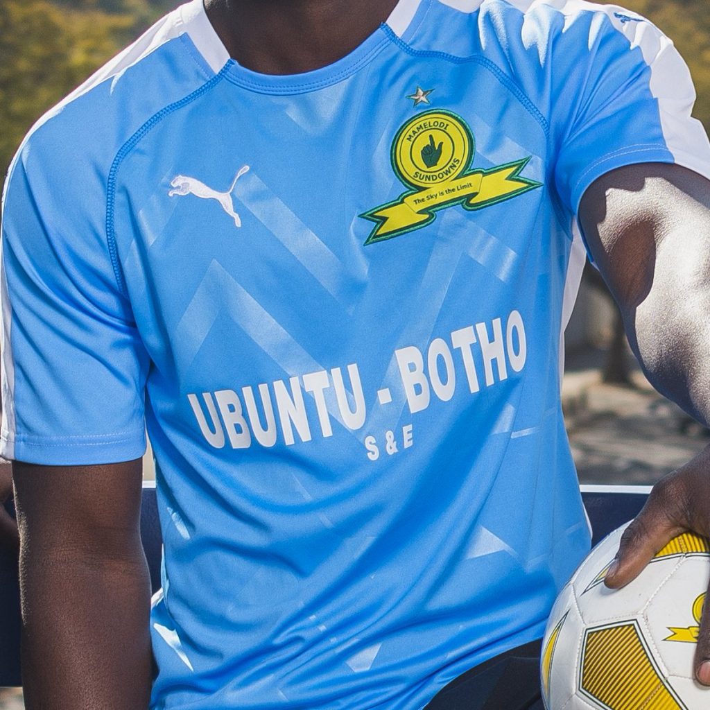 mamelodi_sundowns_18_19_puma_third_kit_b