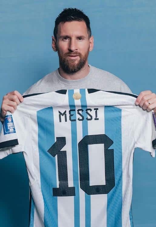 Messi’s 2022 World Cup Match-Worn Jersey almost breaks the Record: Sold for $7.8M