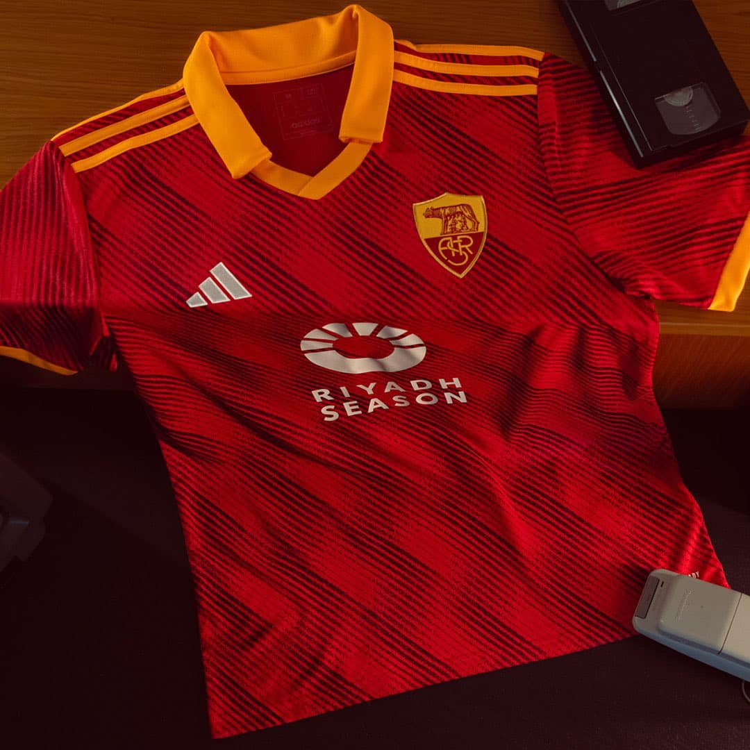 AS Roma Officially Release Fourth Jersey