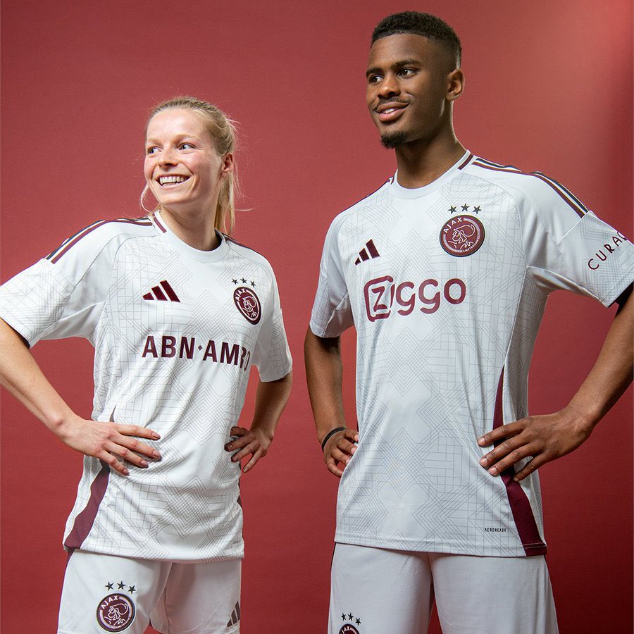 Ajax 24/25 Third Kit.