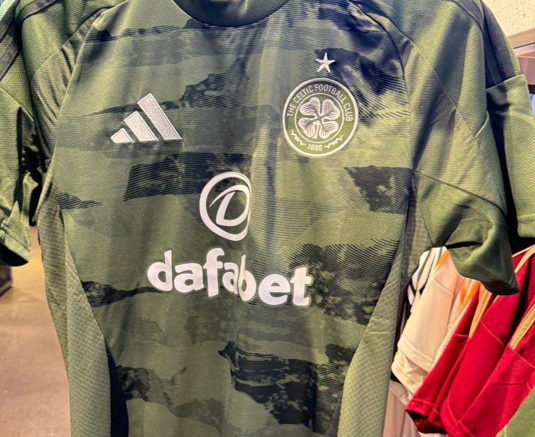 Celtic 2024/25 Camo Third Kit Leaked